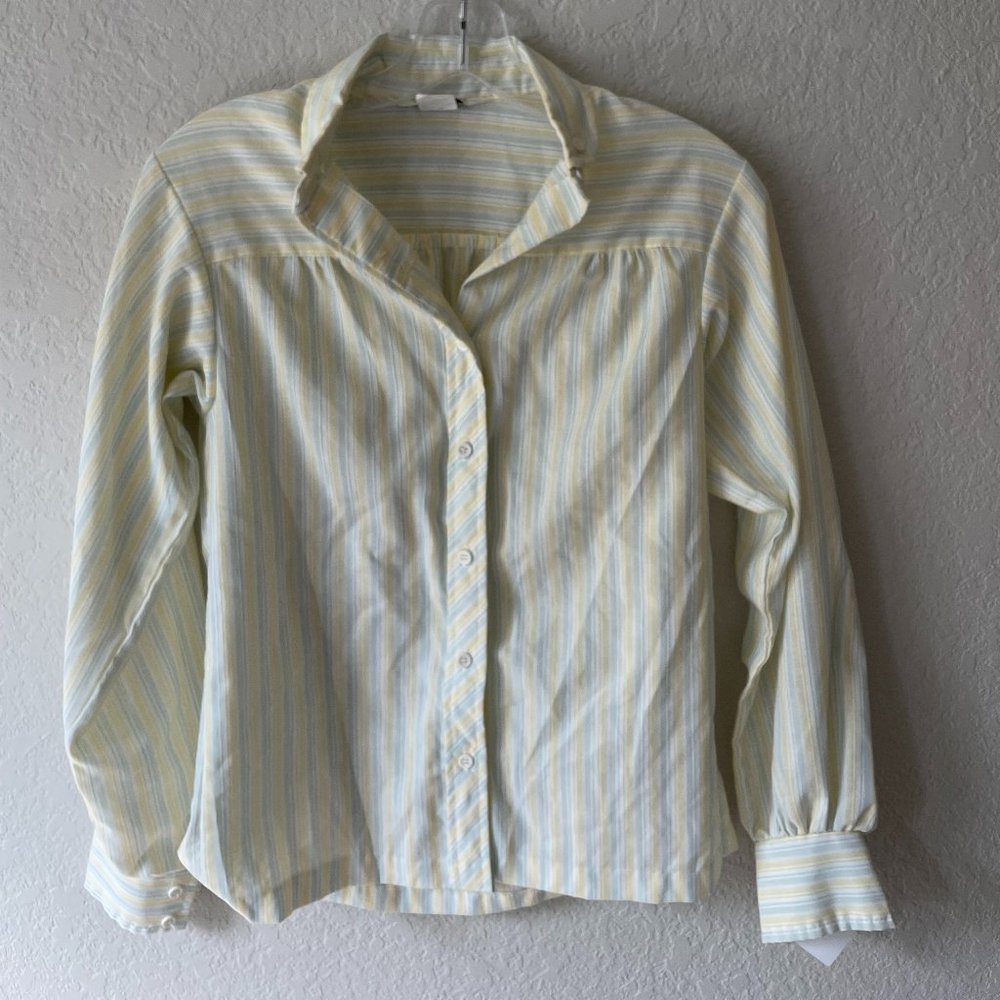 Vintage Lightweight Long Sleeve Button Down Blouse